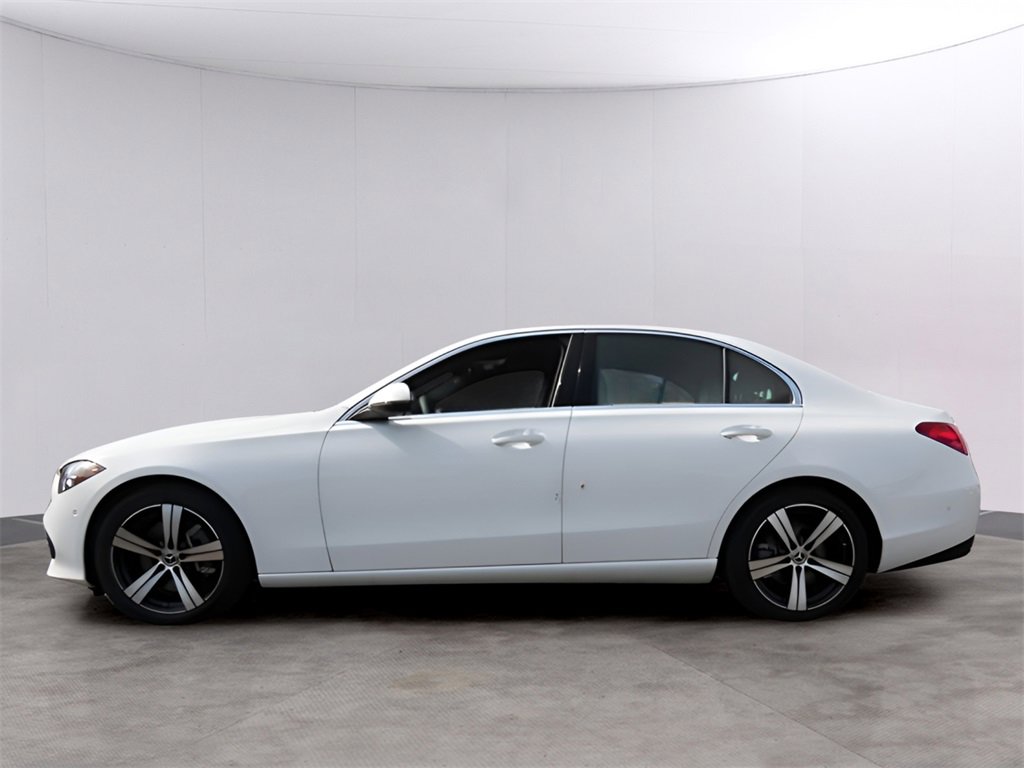 Used 2025 Mercedes-Benz C 300 4MATIC Sedan image 6