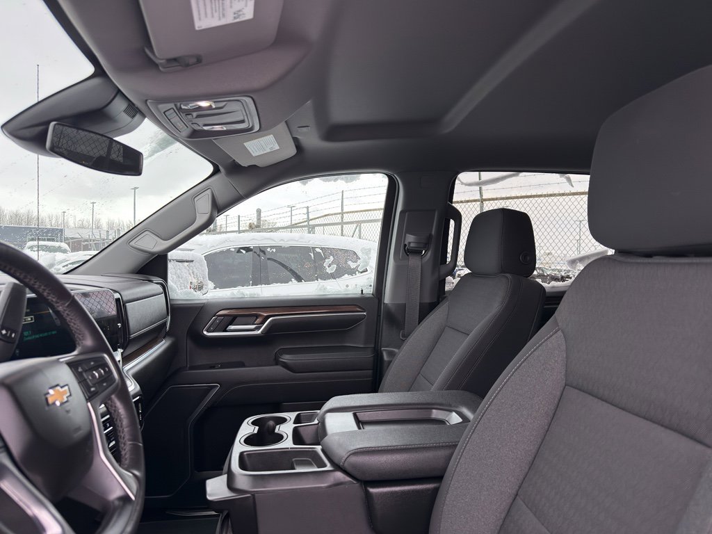 Used 2022 Chevrolet Silverado 1500 LT image 26