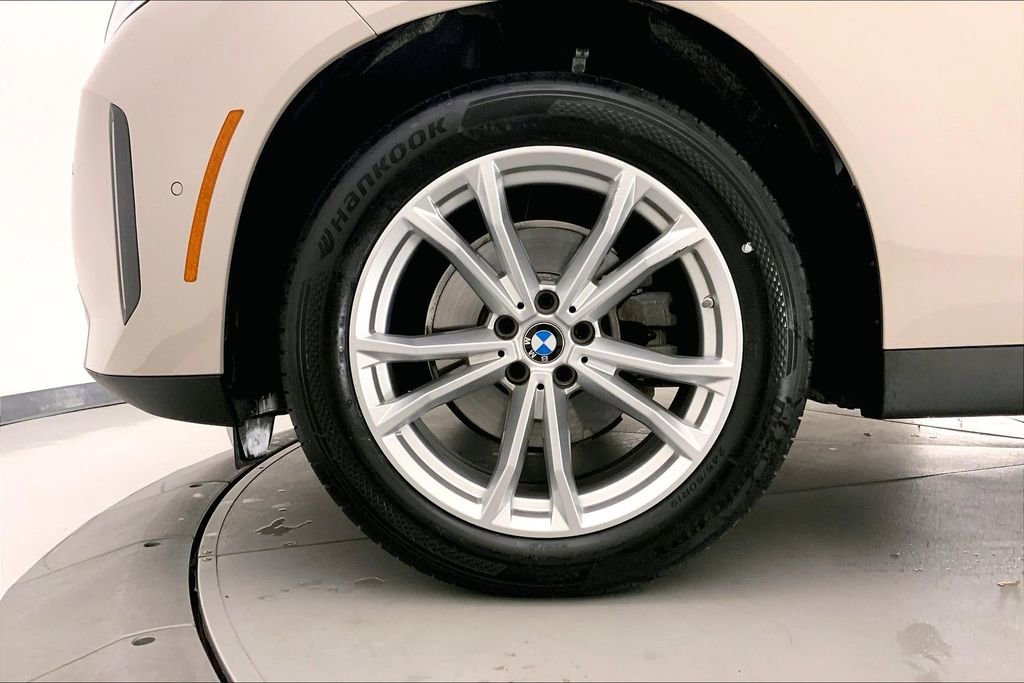 Certified 2025 BMW X3 xDrive30i w/ Convenience Package image 8