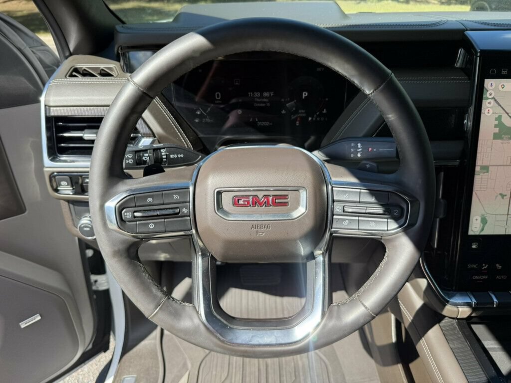 Used 2025 GMC Yukon Elevation RWD image 5
