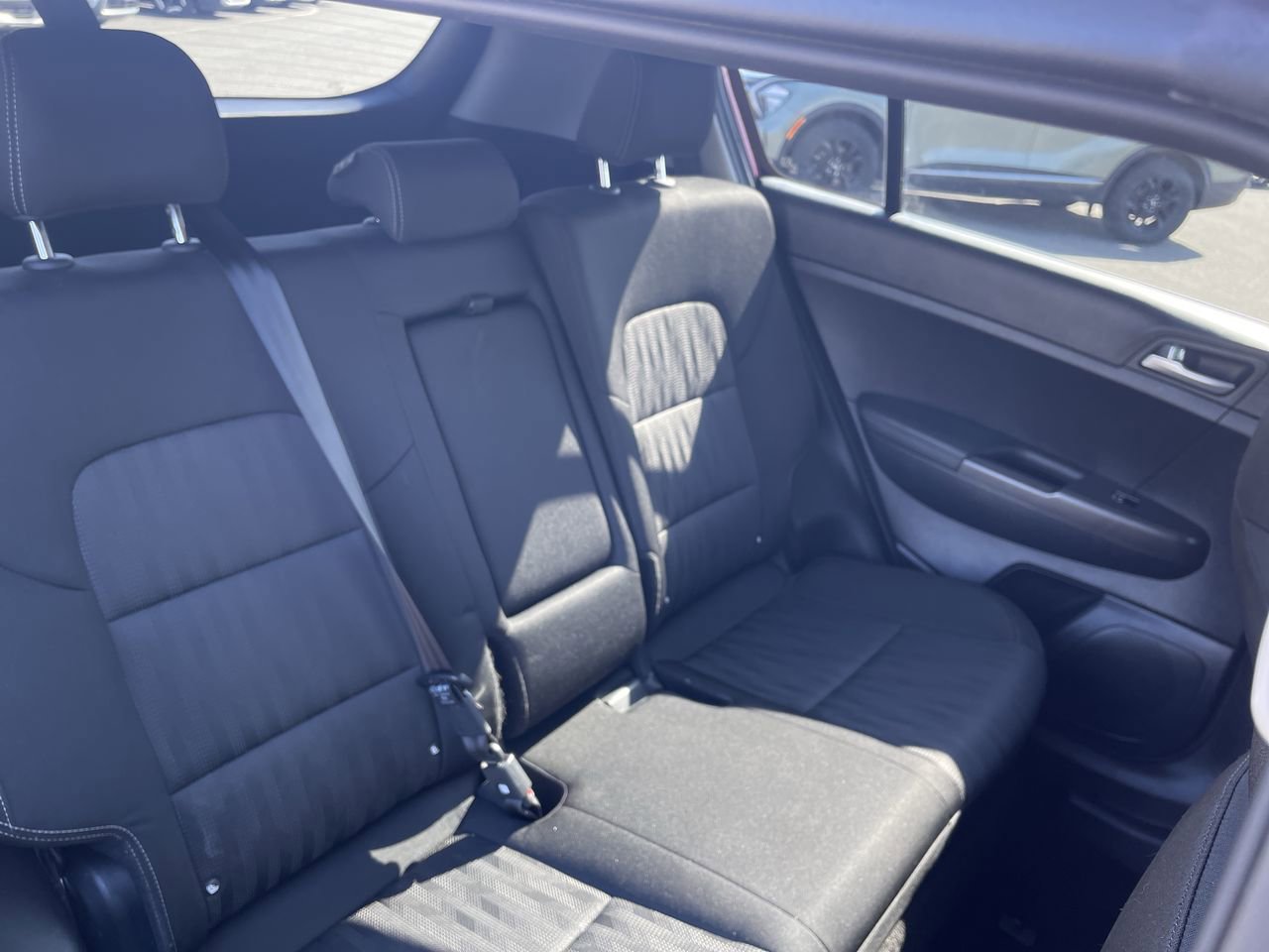 Used 2021 Kia Sportage LX image 20