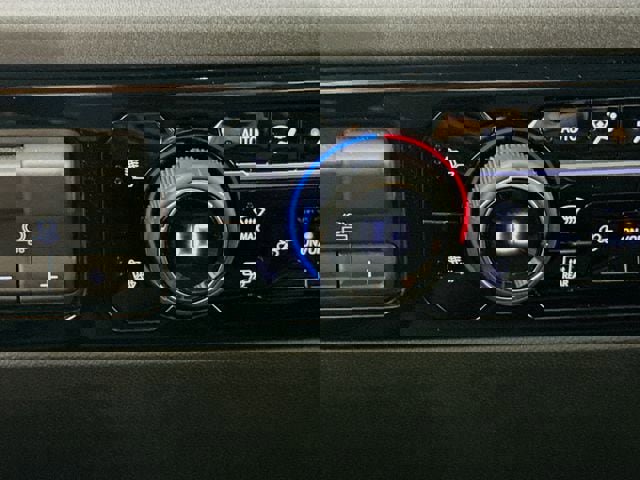 Used 2024 Chevrolet Silverado 1500 LT w/ Safety Package image 22