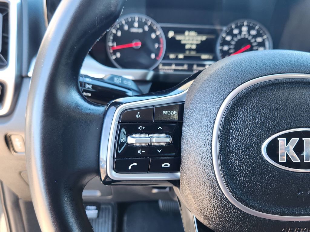 Used 2021 Kia Sorento S w/ Panoramic Sunroof Package image 16