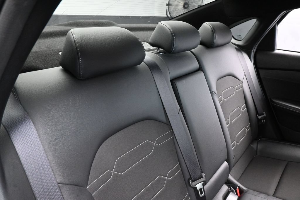 Used 2023 Kia Forte GT-Line w/ GT-Line Technology Package FWD image 31