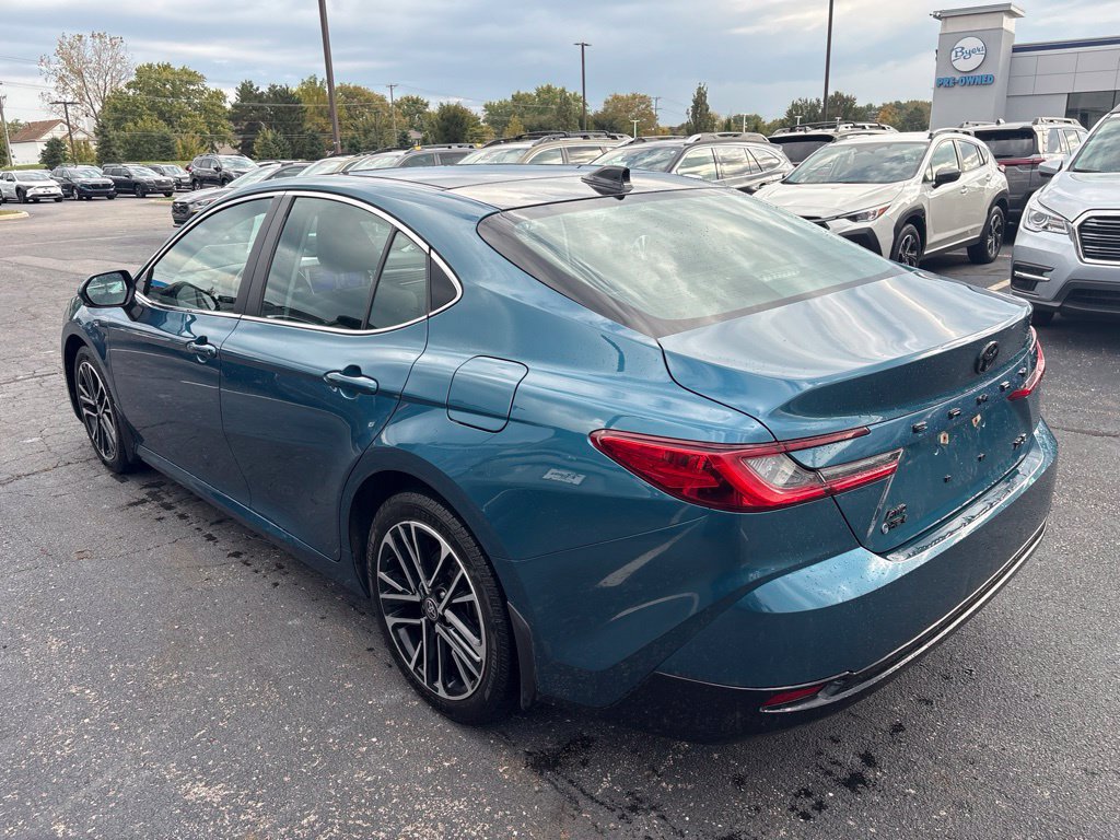 Used 2025 Toyota Camry XLE w/ Premium Package AWD/4WD image 5