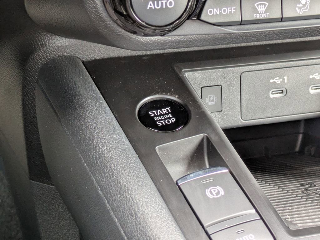 New 2026 Nissan Kicks SV w/ SV Premium Package AWD/4WD image 27