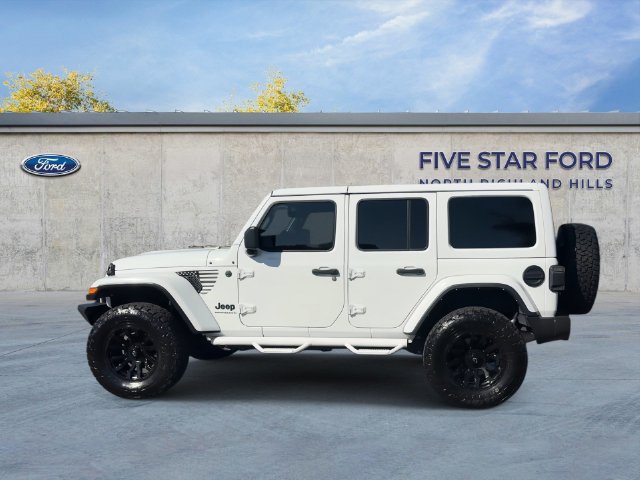 Used 2023 Jeep Wrangler Unlimited Sahara AWD/4WD image 5