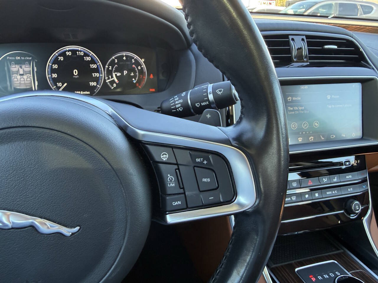 Used 2018 Jaguar XE Portfolio AWD/4WD image 17