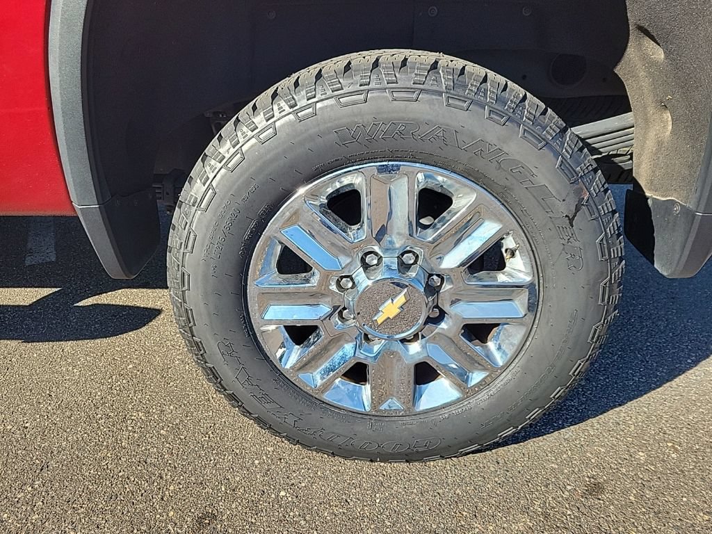 Used 2024 Chevrolet Silverado 2500 High Country w/ Z71 Off-Road Package AWD/4WD image 17