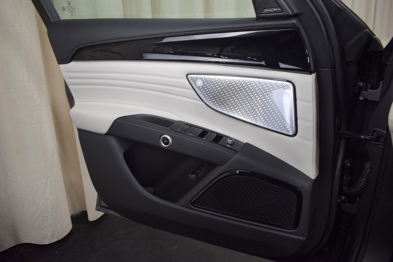 New 2024 Maserati Grecale Modena image 39