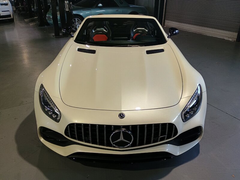 Used 2018 Mercedes-Benz AMG GT Roadster image 11