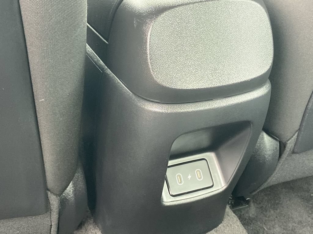 Used 2026 Hyundai Elantra Sport FWD image 16