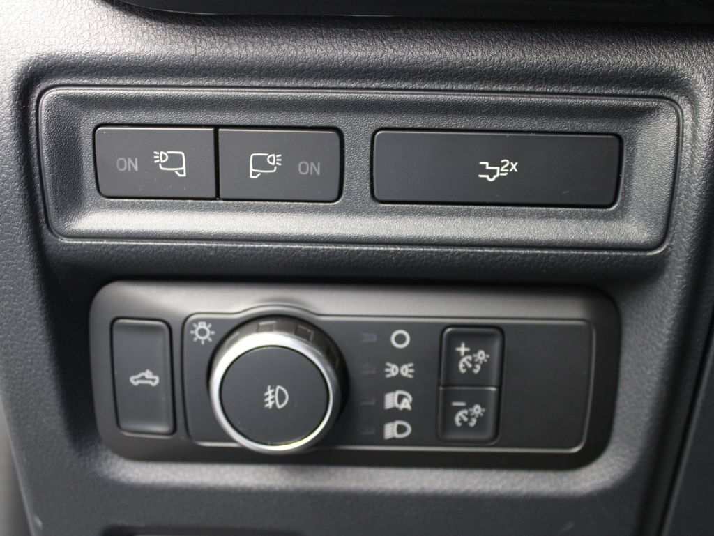 Used 2022 Ford F150 XLT w/ Equipment Group 302A High AWD/4WD image 51