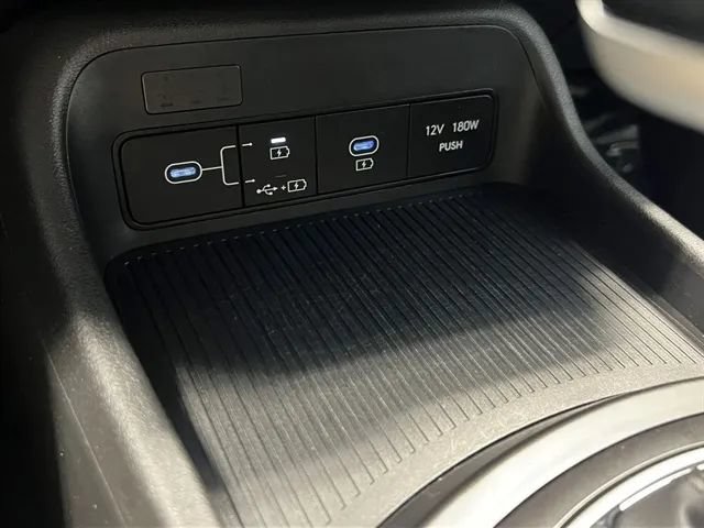 Used 2025 Hyundai Kona SEL AWD/4WD image 38