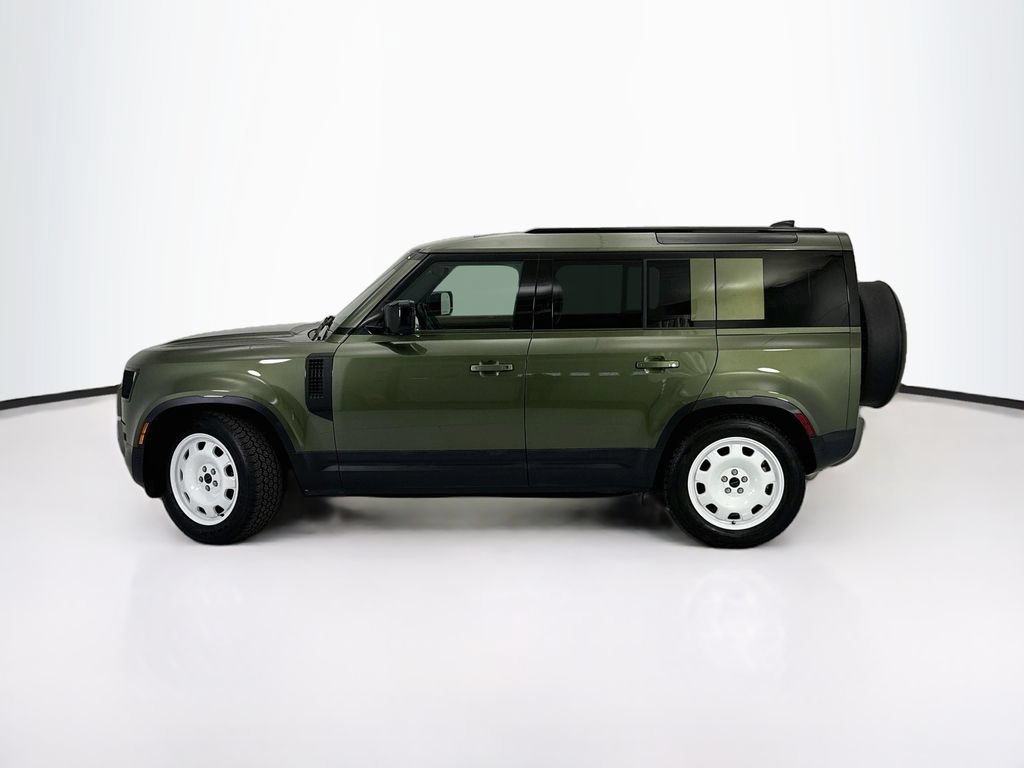 Used 2026 Land Rover Defender 110 S AWD/4WD image 8
