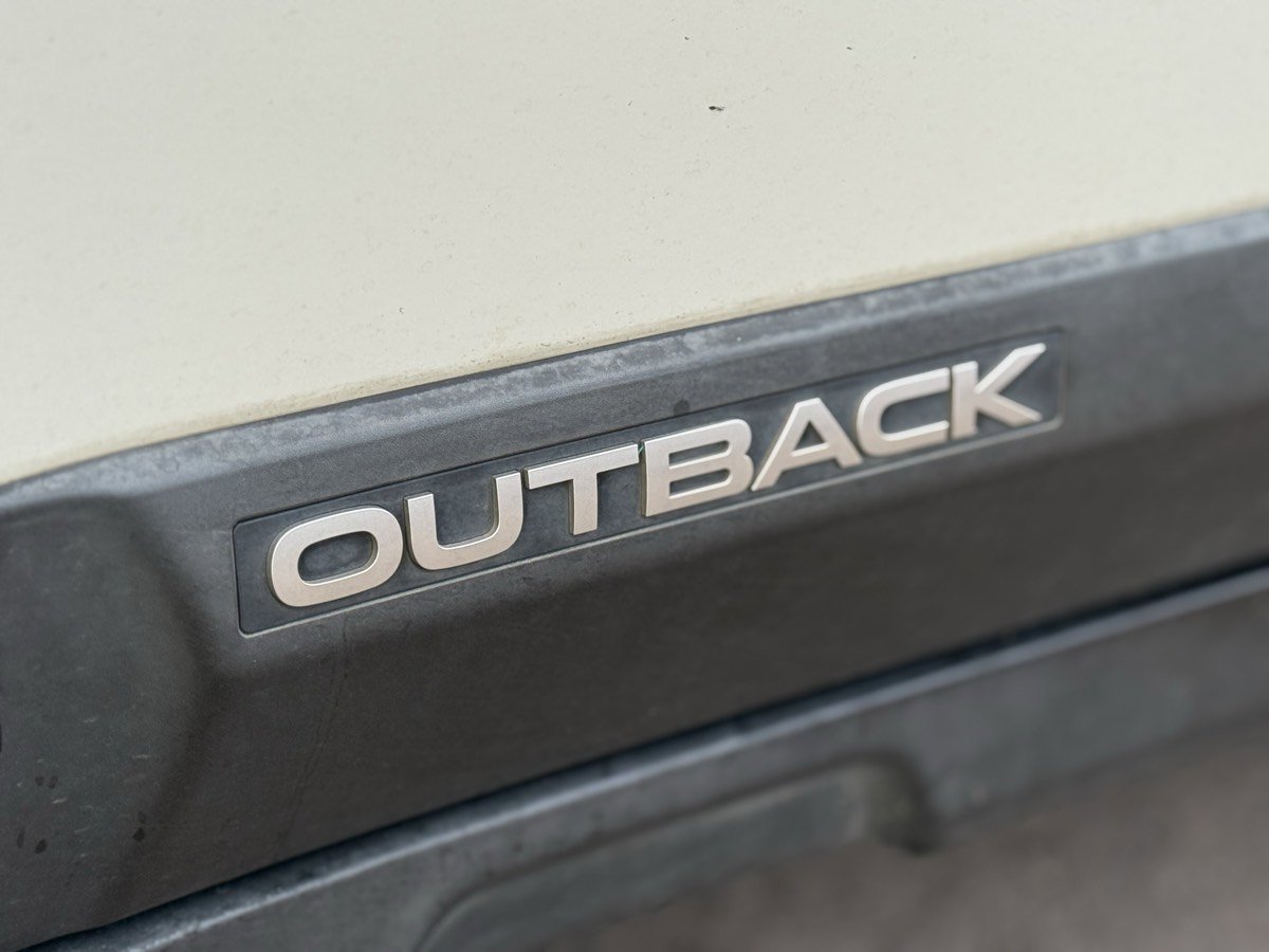 Used 2014 Subaru Outback 2.5i Limited image 25