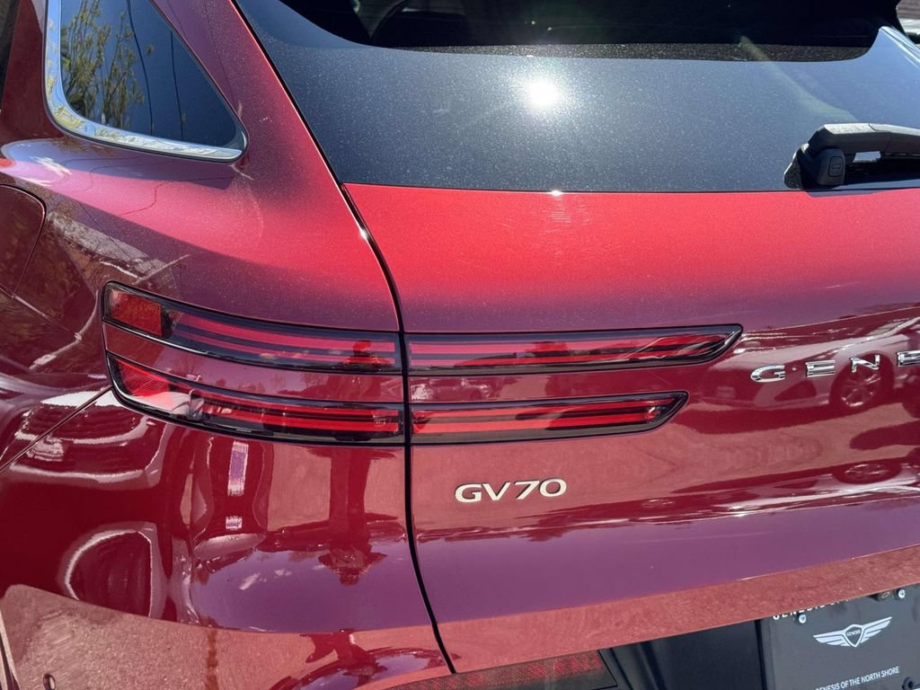 Certified 2023 Genesis GV70 2.5T w/ Advanced Package AWD/4WD image 11