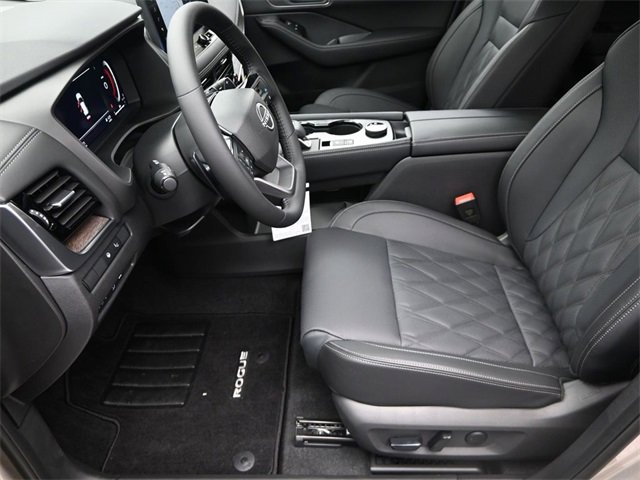 New 2026 Nissan Rogue Platinum image 15
