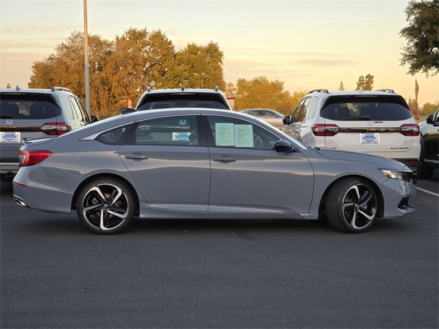 Used 2022 Honda Accord Sport image 3