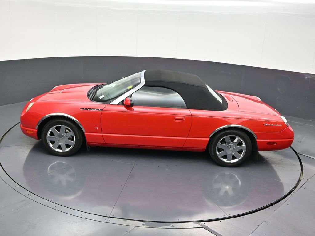 Used 2003 Ford Thunderbird image 17
