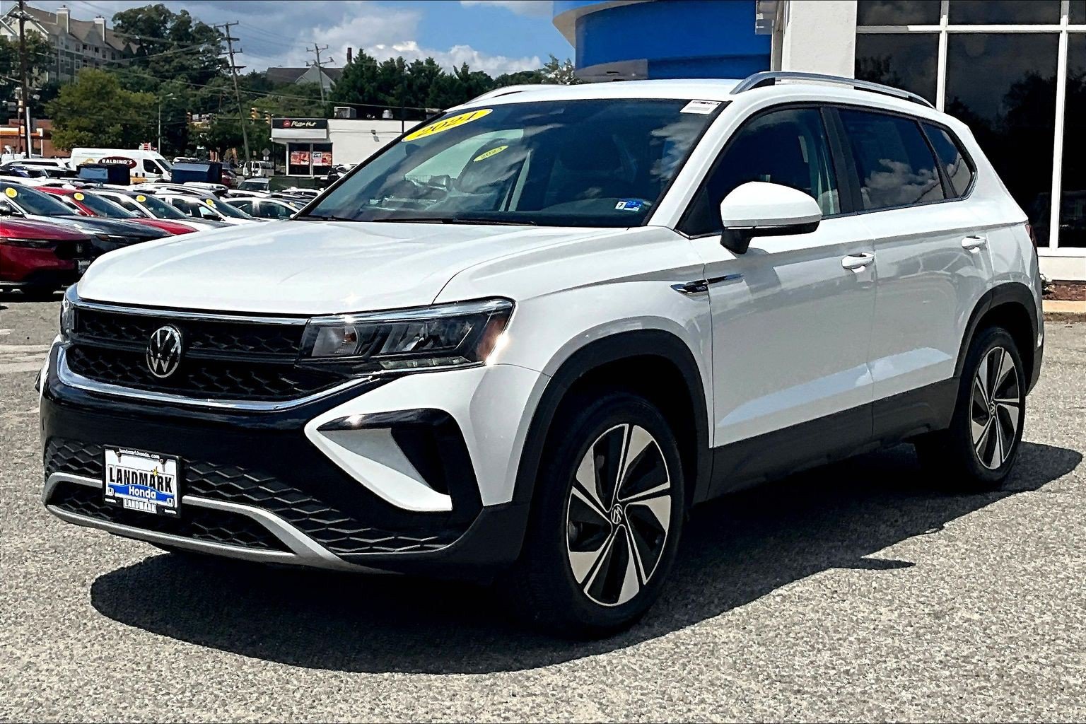 Used 2024 Volkswagen Taos SE