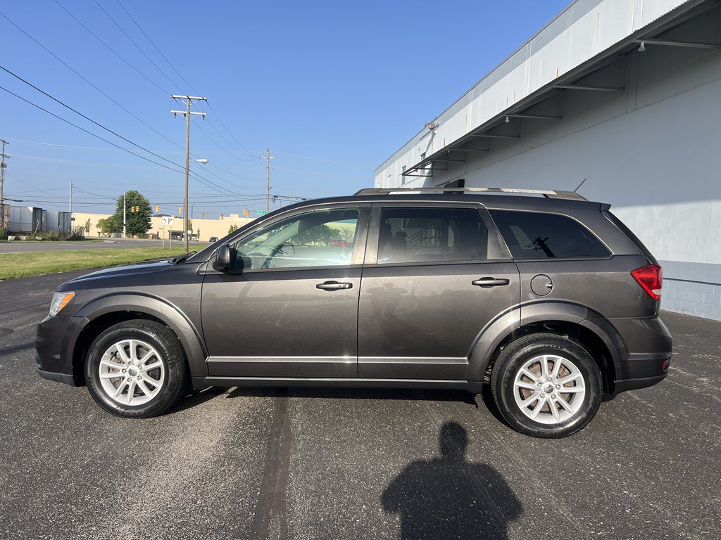 Used 2017 Dodge Journey SXT AWD/4WD image 2