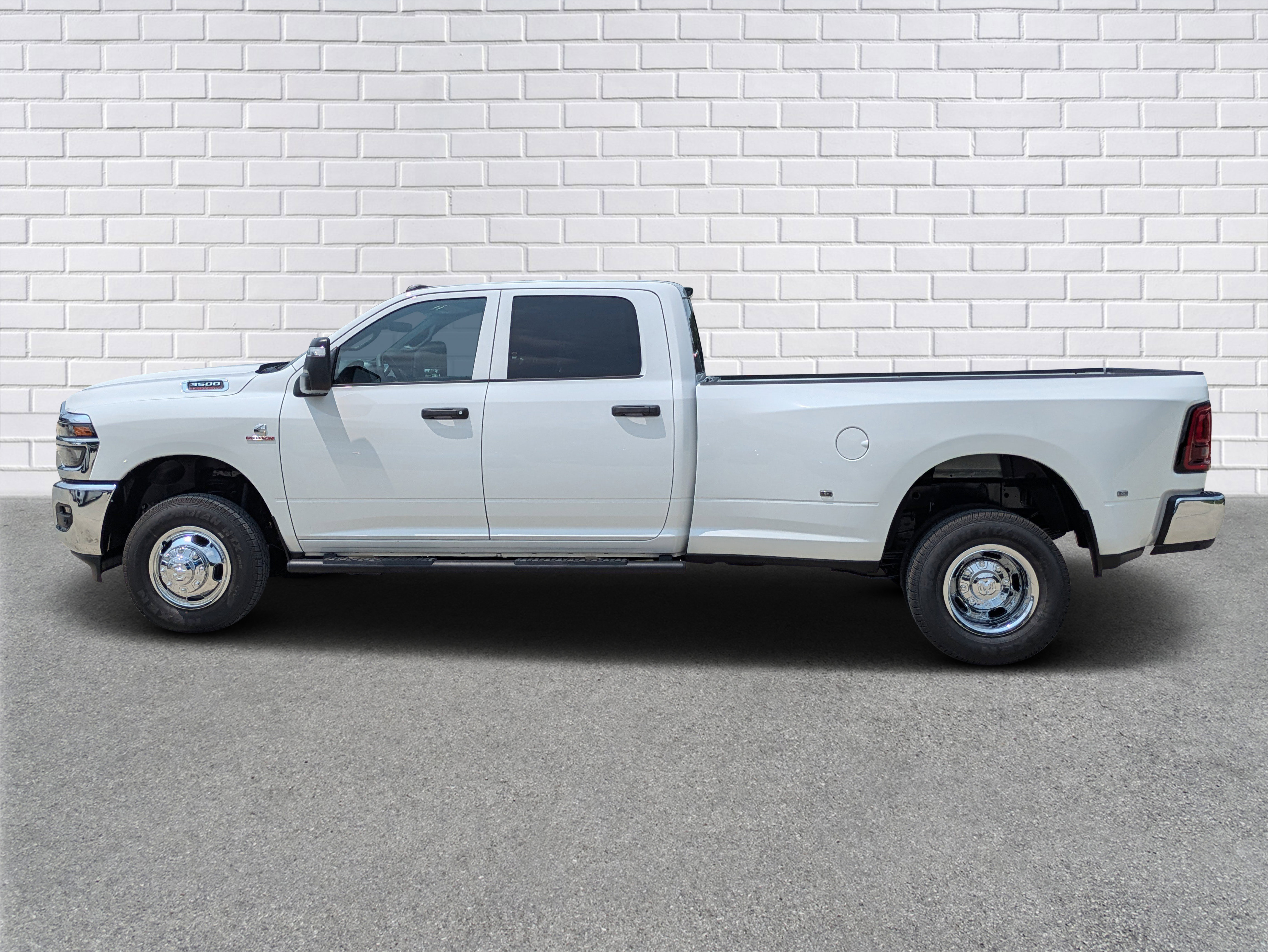 New 2026 RAM 3500 Tradesman AWD/4WD image 2