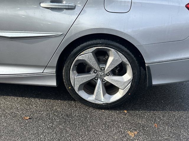 Used 2018 Honda Accord Touring image 21