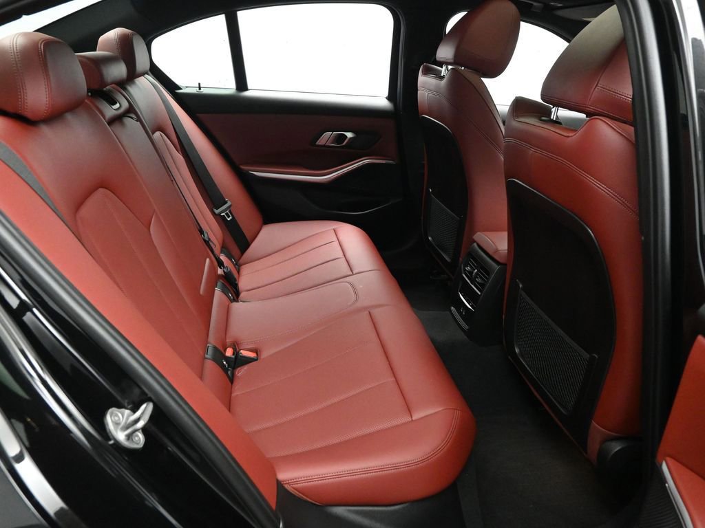 Used 2023 BMW 330i xDrive Sedan w/ M Sport Package image 18