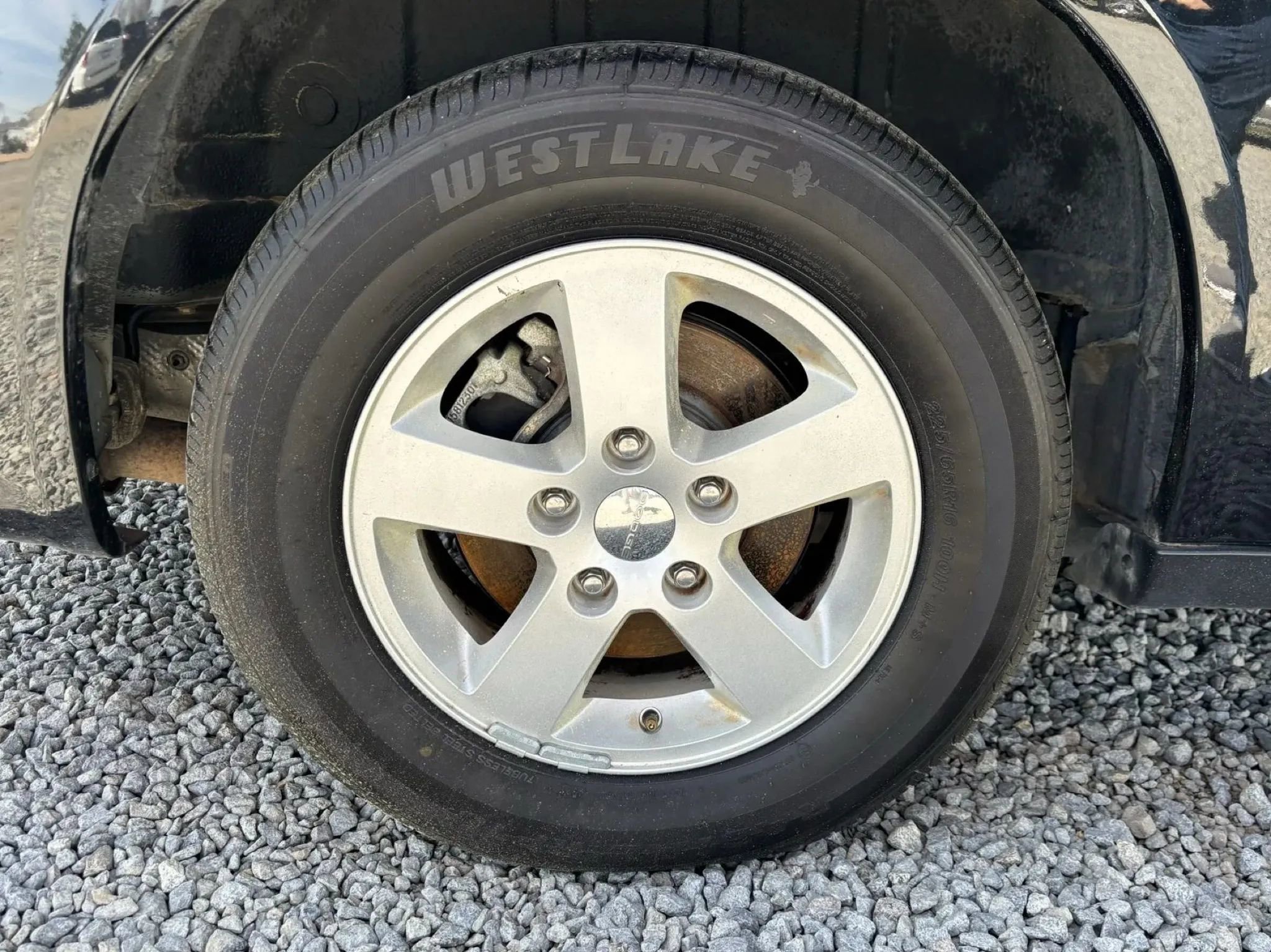 Used 2012 Dodge Grand Caravan SXT image 7