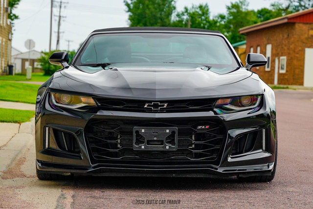 Used 2022 Chevrolet Camaro ZL1 image 13