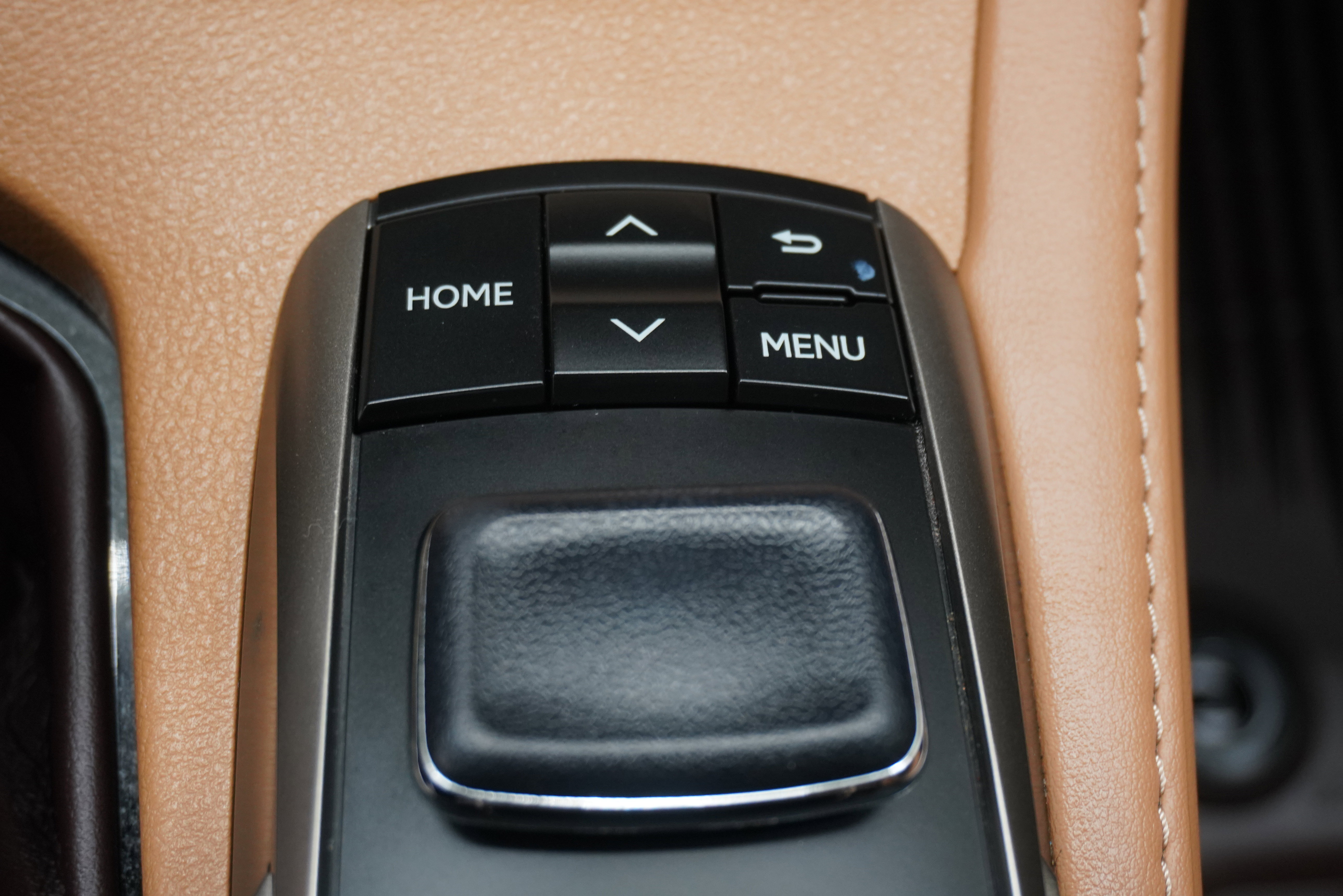 Used 2018 Lexus ES 350 w/ Luxury Package w/Wood Trim FWD image 22