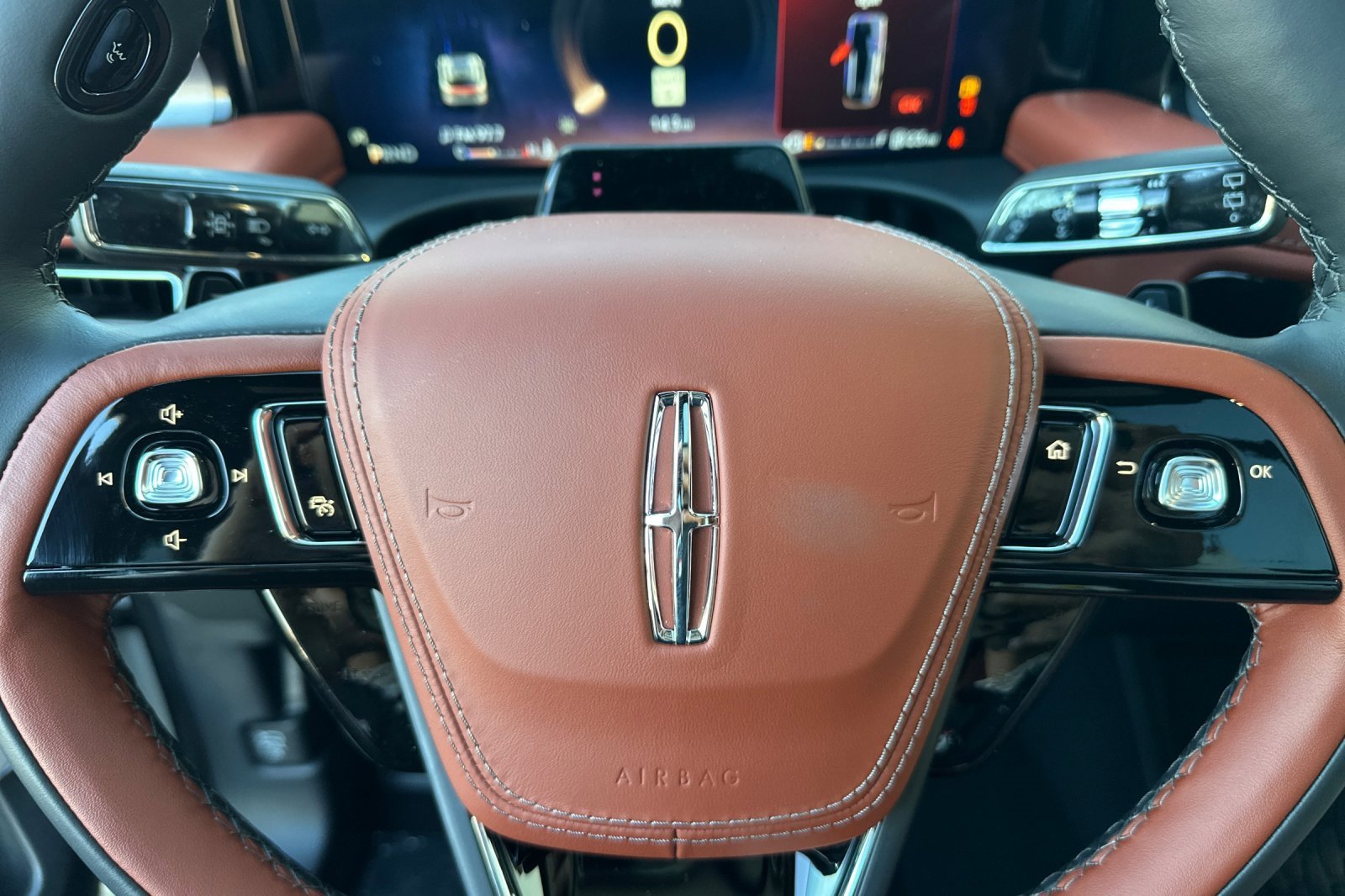 New 2026 Lincoln Aviator Reserve image 24