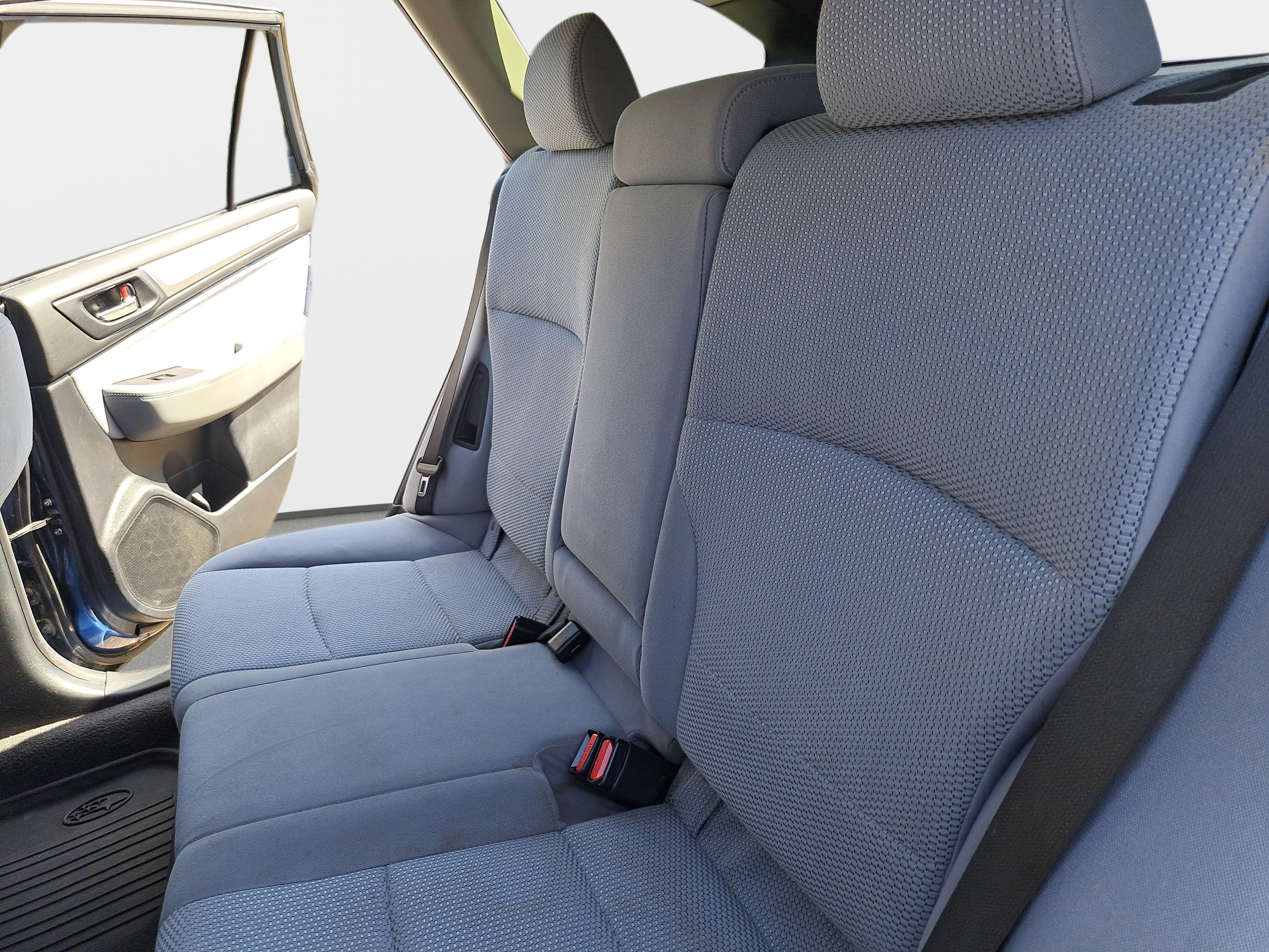 Used 2019 Subaru Outback 2.5i Premium image 14