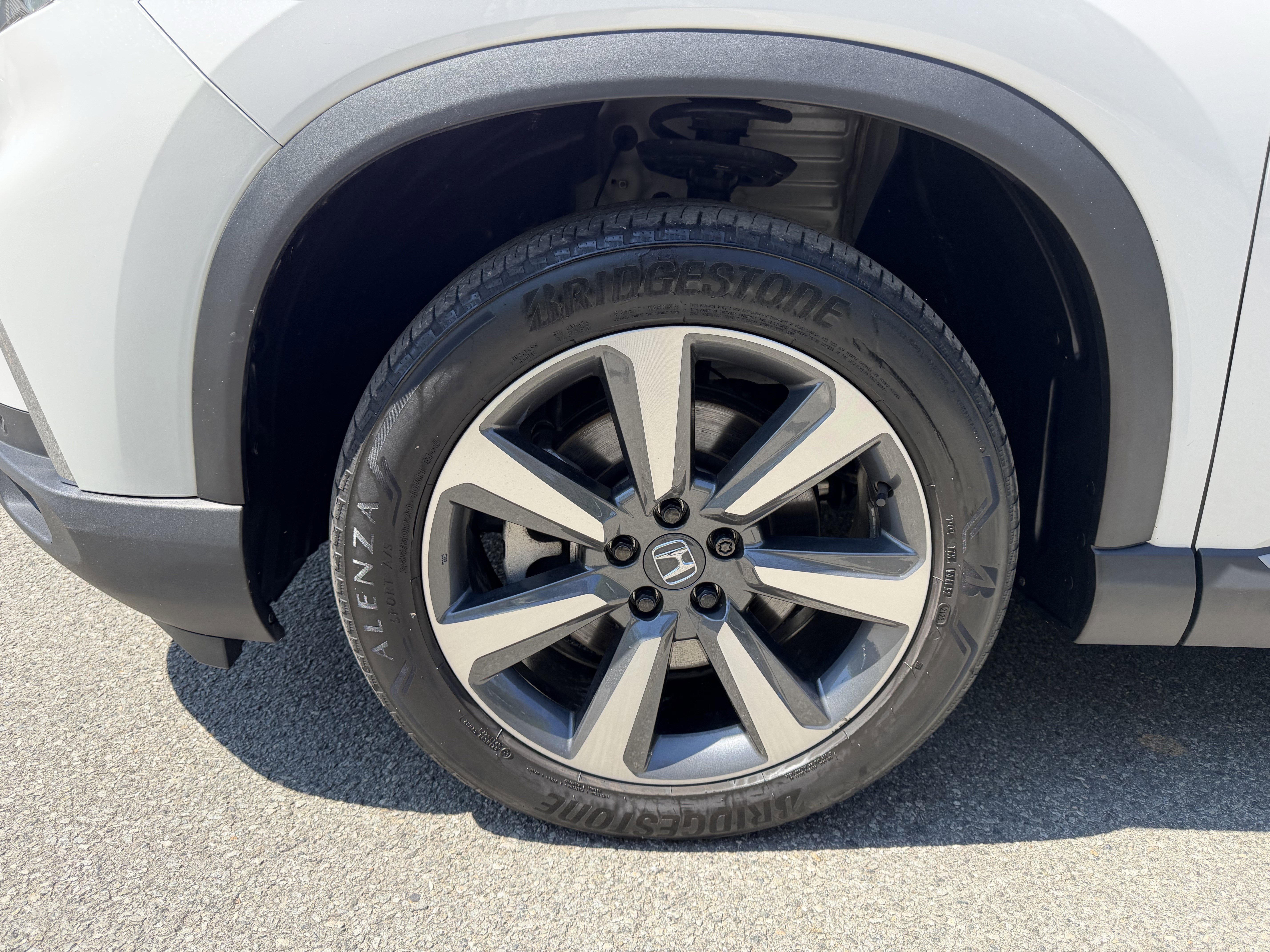 Used 2023 Honda Pilot Elite image 7