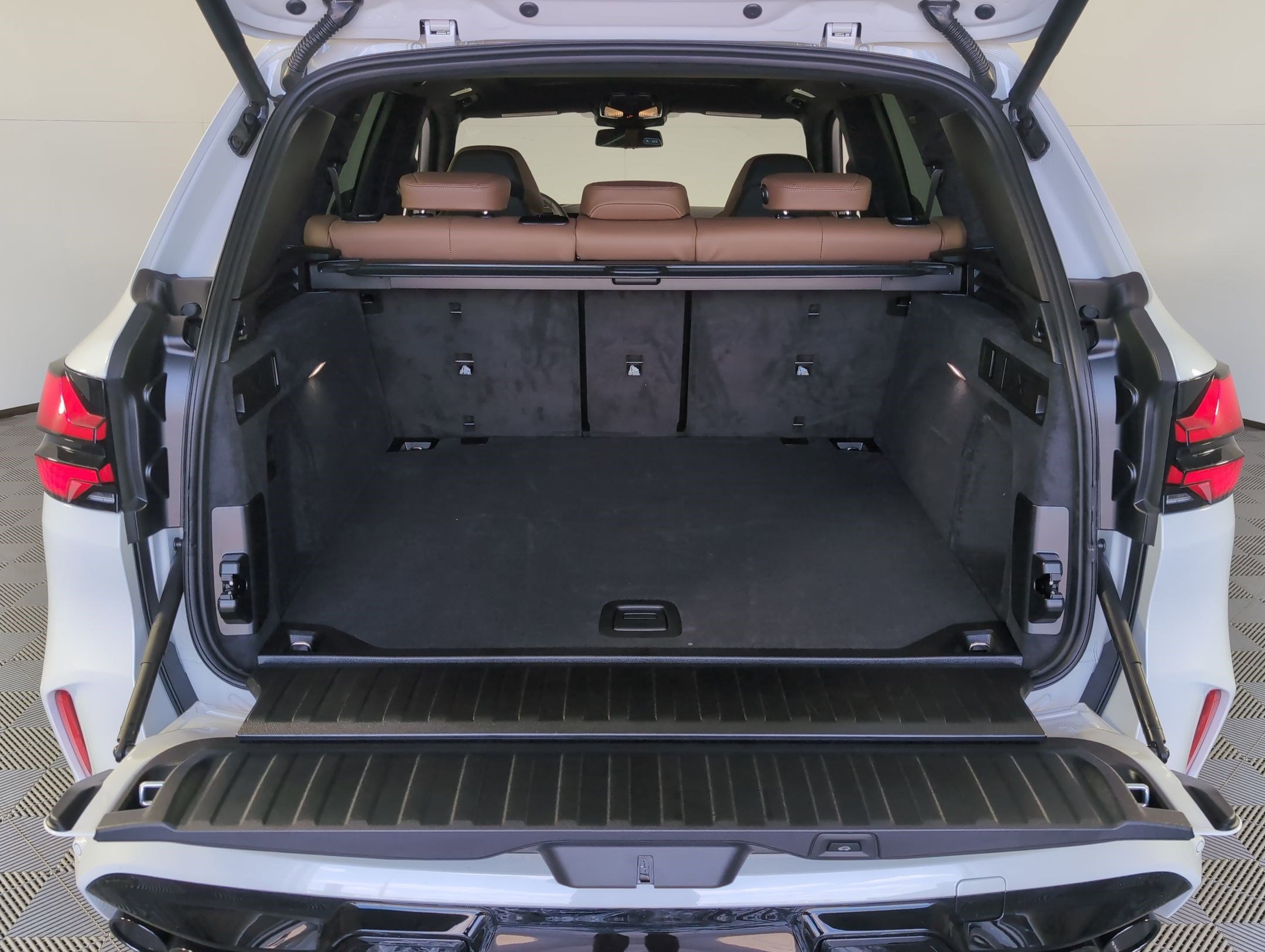 New 2026 BMW X5 M Competition w/ Executive Package image 30