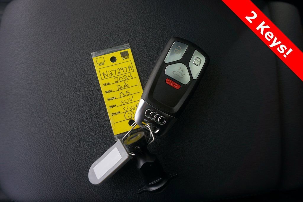 Used 2024 Audi Q5 2.0T Prestige w/ Prestige Package image 33