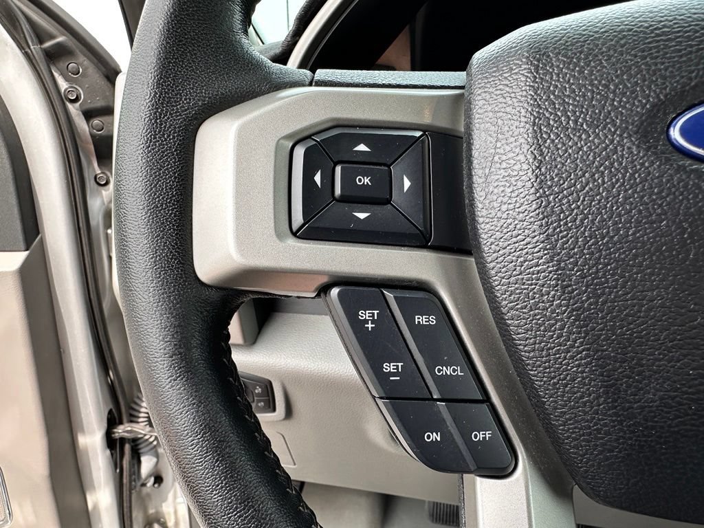 Used 2017 Ford F150 Lariat w/ Equipment Group 501A Mid AWD/4WD image 44