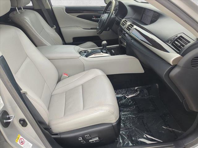 Used 2017 Lexus LS 460 AWD image 23