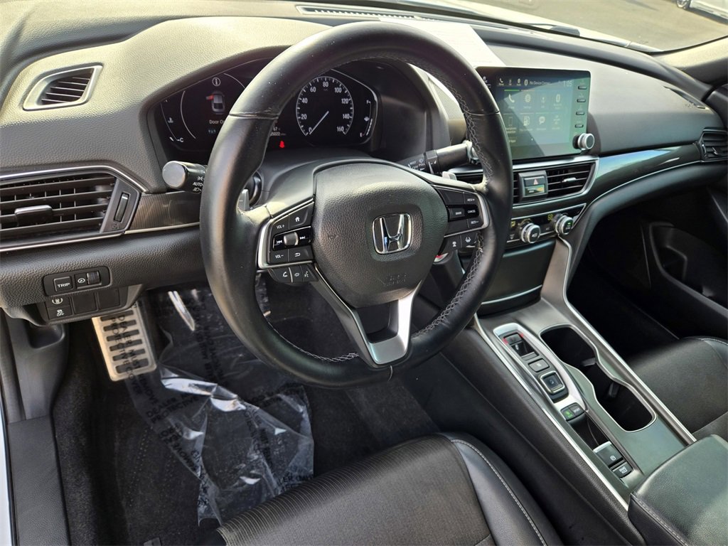 Used 2018 Honda Accord Sport image 13