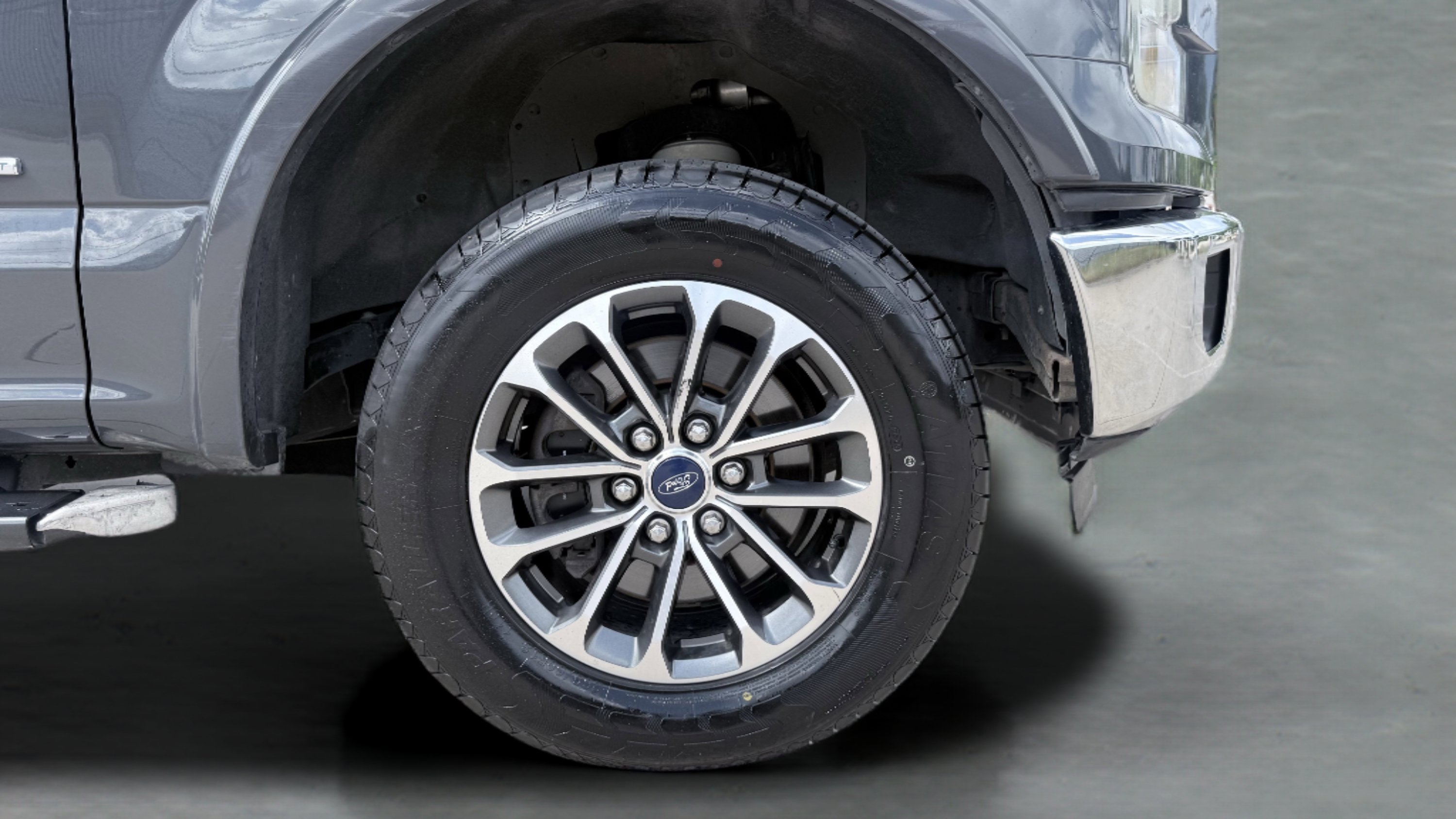 Used 2016 Ford F150 XLT w/ Equipment Group 301A Mid RWD image 8