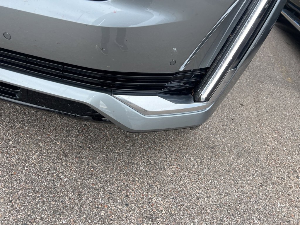 Used 2024 Cadillac Escalade ESV Premium Luxury image 24