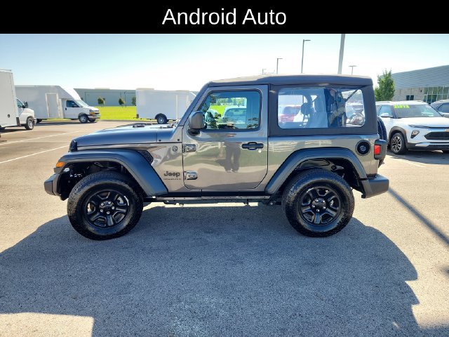 Used 2025 Jeep Wrangler Sport AWD/4WD image 4
