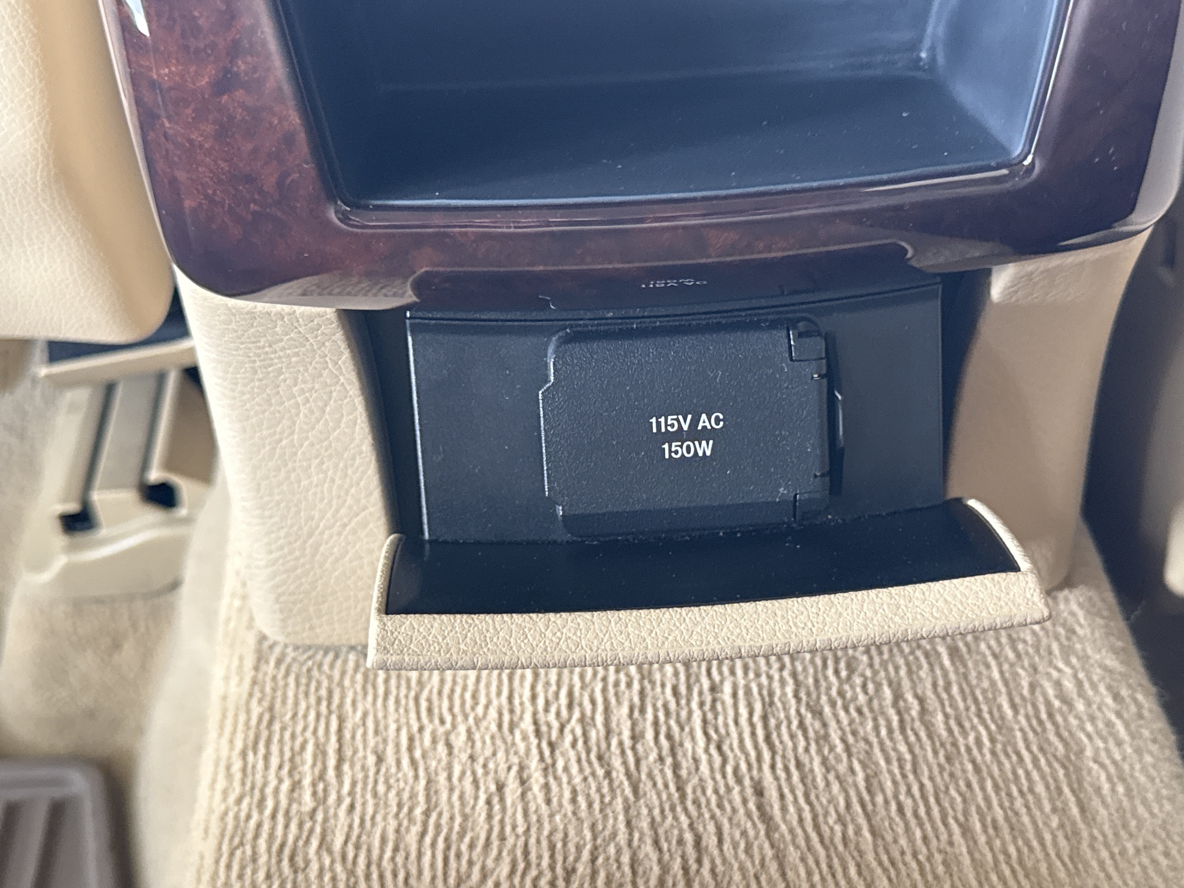 Used 2011 Mercedes-Benz S 550 image 36