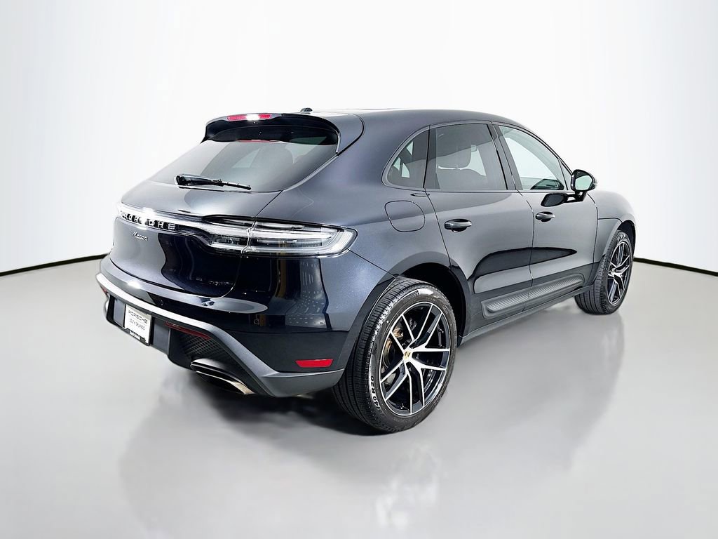 Used 2024 Porsche Macan AWD/4WD image 9