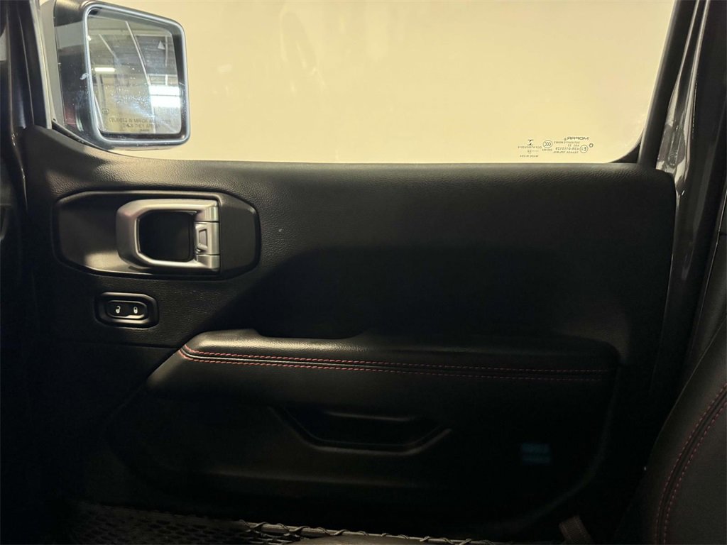 Used 2022 Jeep Wrangler Unlimited Rubicon w/ LED Lighting Group image 31