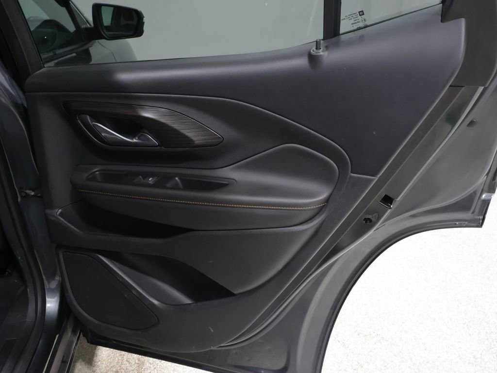 Used 2020 GMC Terrain SLT image 22