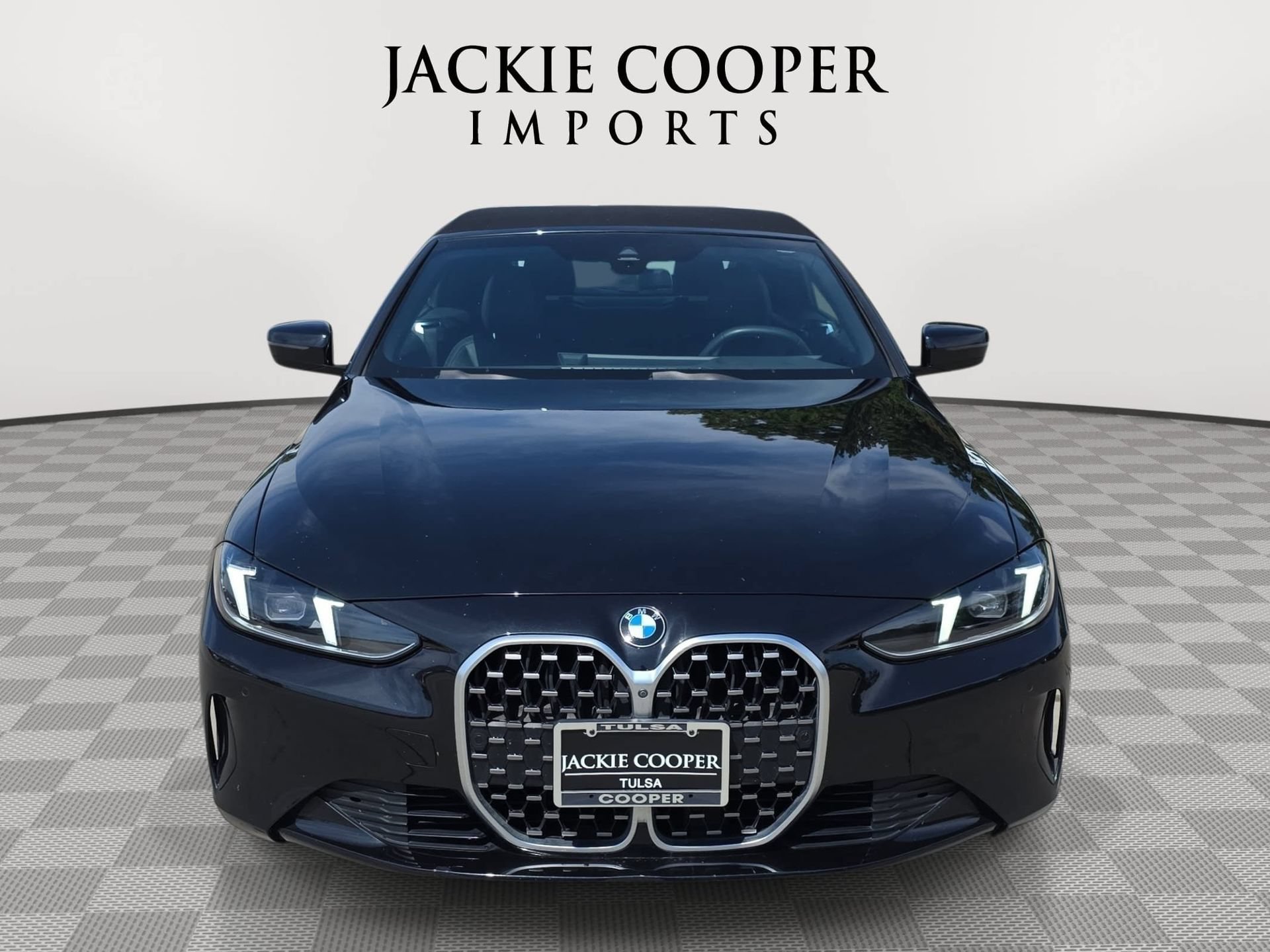 Used 2025 BMW 430i Convertible RWD image 2