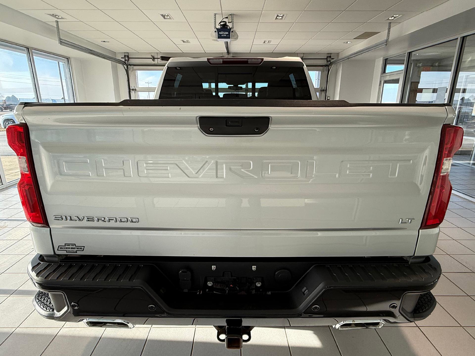 Certified 2022 Chevrolet Silverado 1500 LT Trail Boss w/ LT Trail Boss Premium Package AWD/4WD image 6