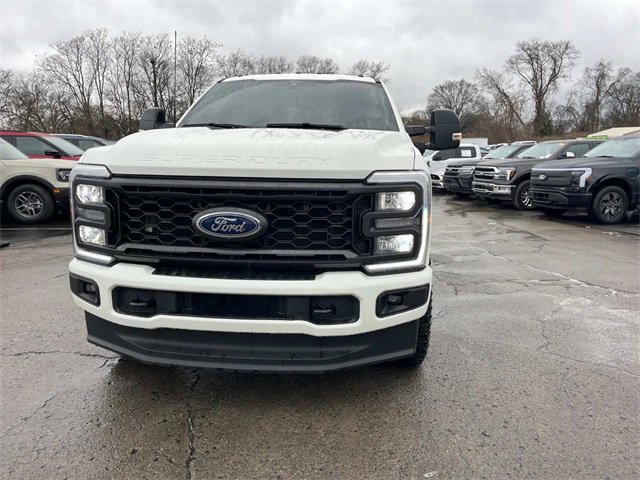 Used 2024 Ford F250 Lariat w/ Sport Appearance Package image 8